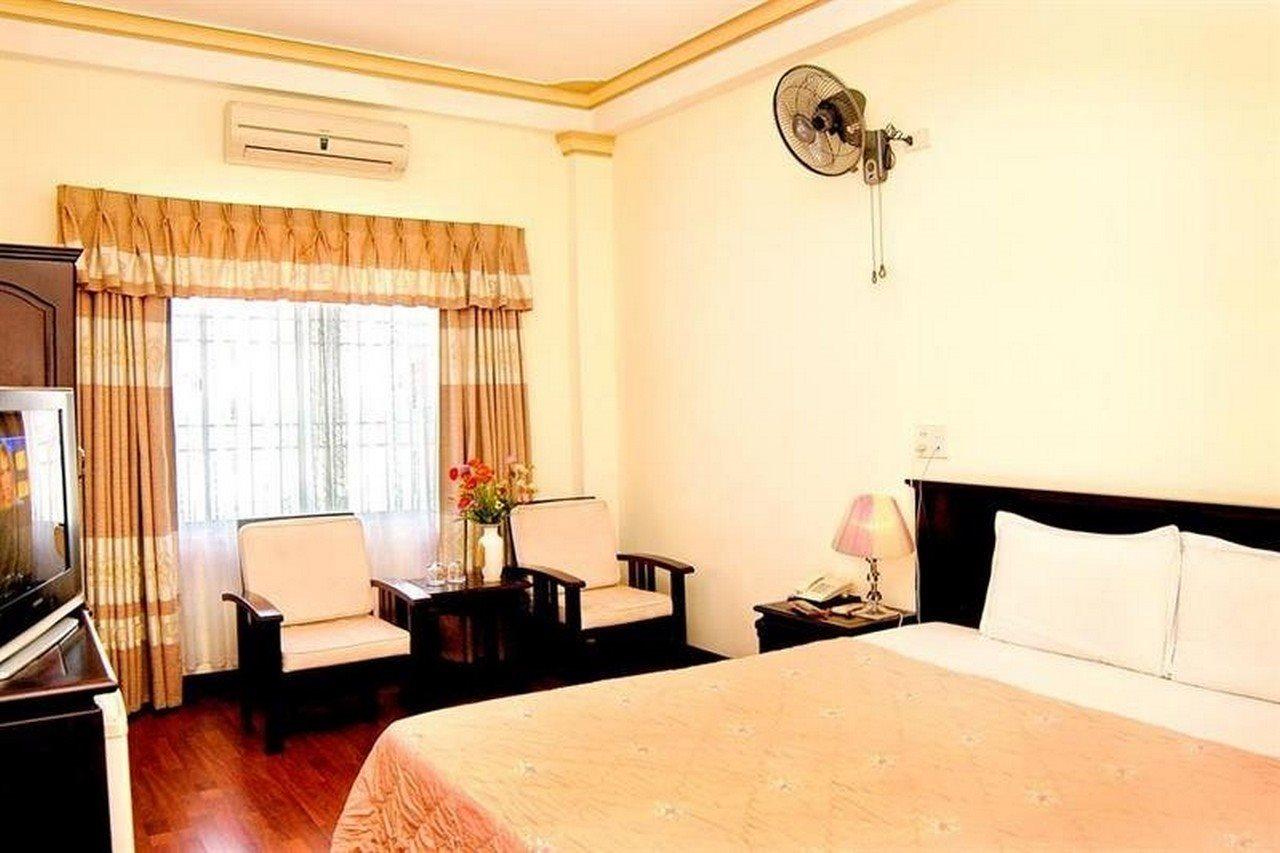 Khanh Duy Hotel На Транг Екстериор снимка