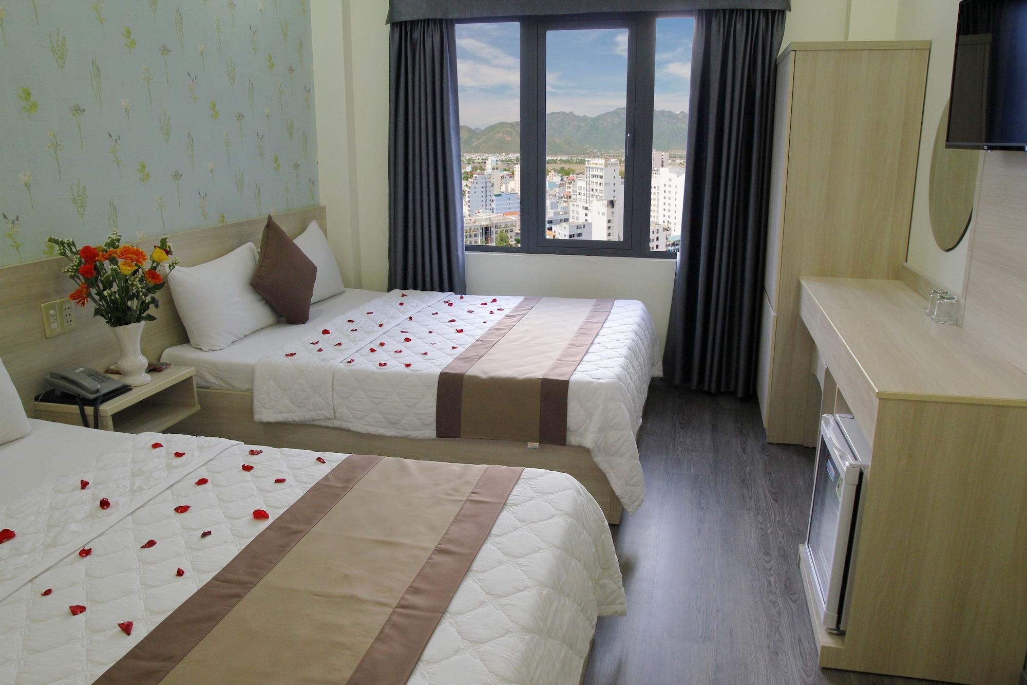 Khanh Duy Hotel На Транг Екстериор снимка