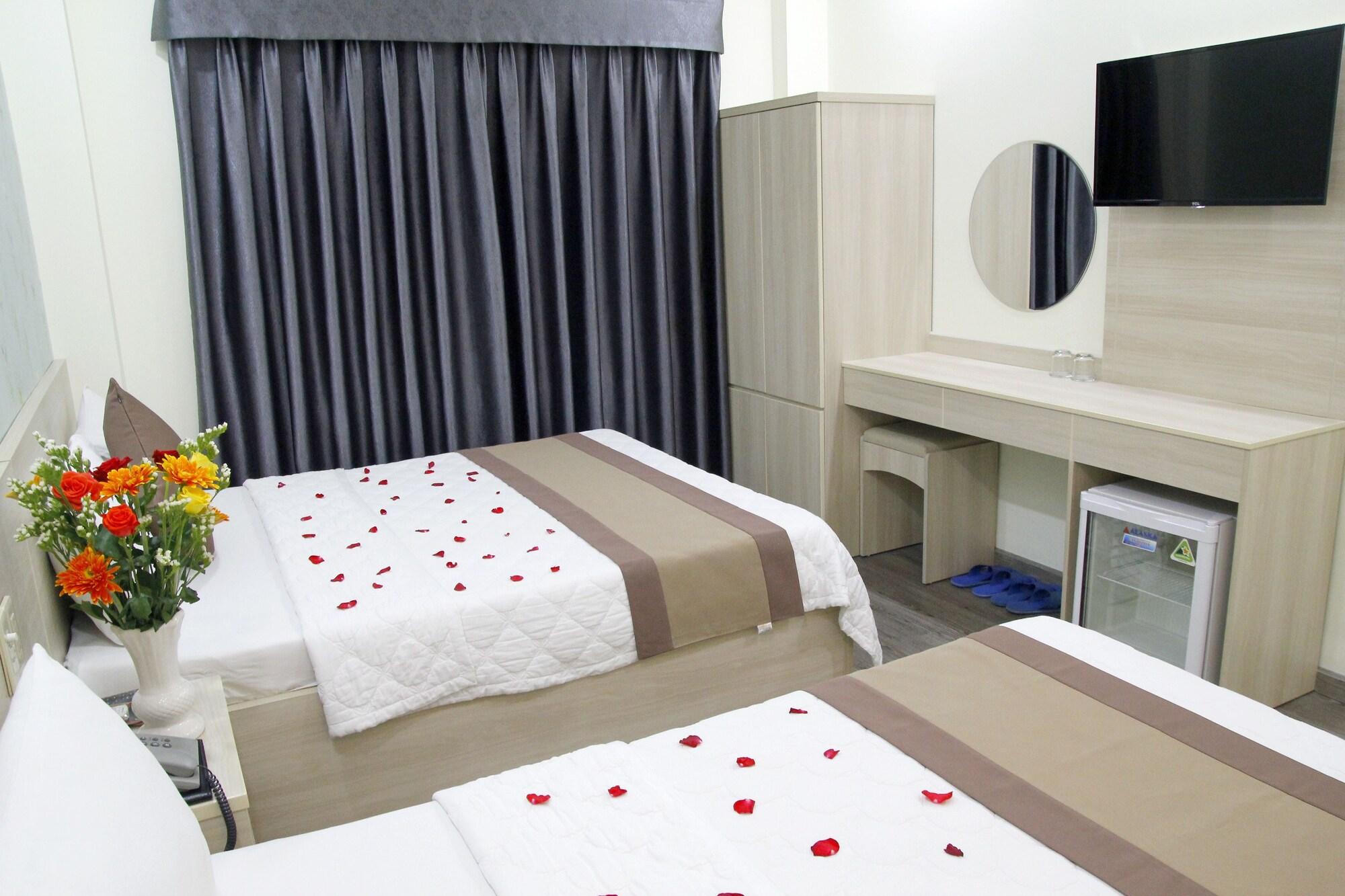 Khanh Duy Hotel На Транг Екстериор снимка