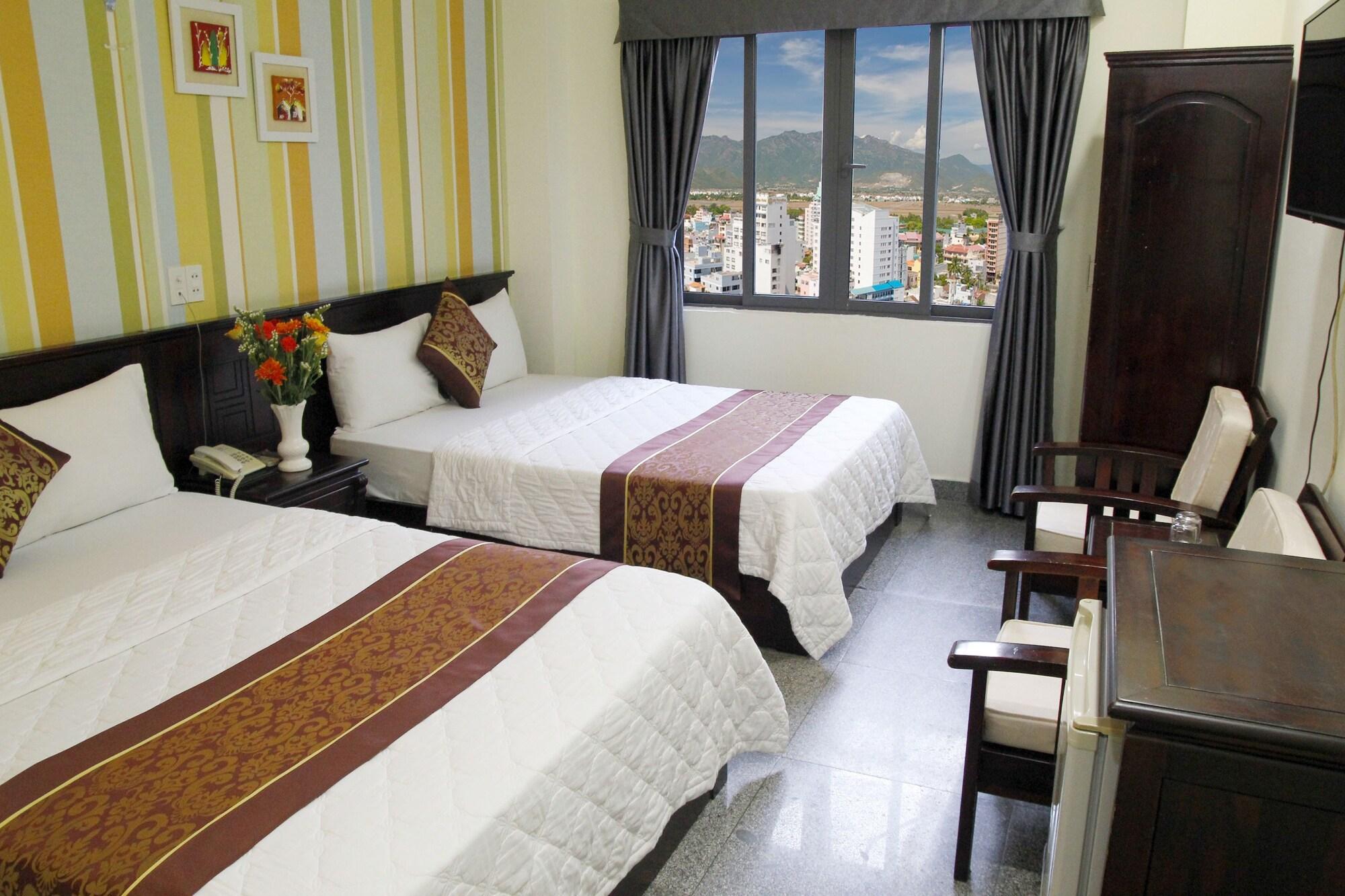 Khanh Duy Hotel На Транг Екстериор снимка