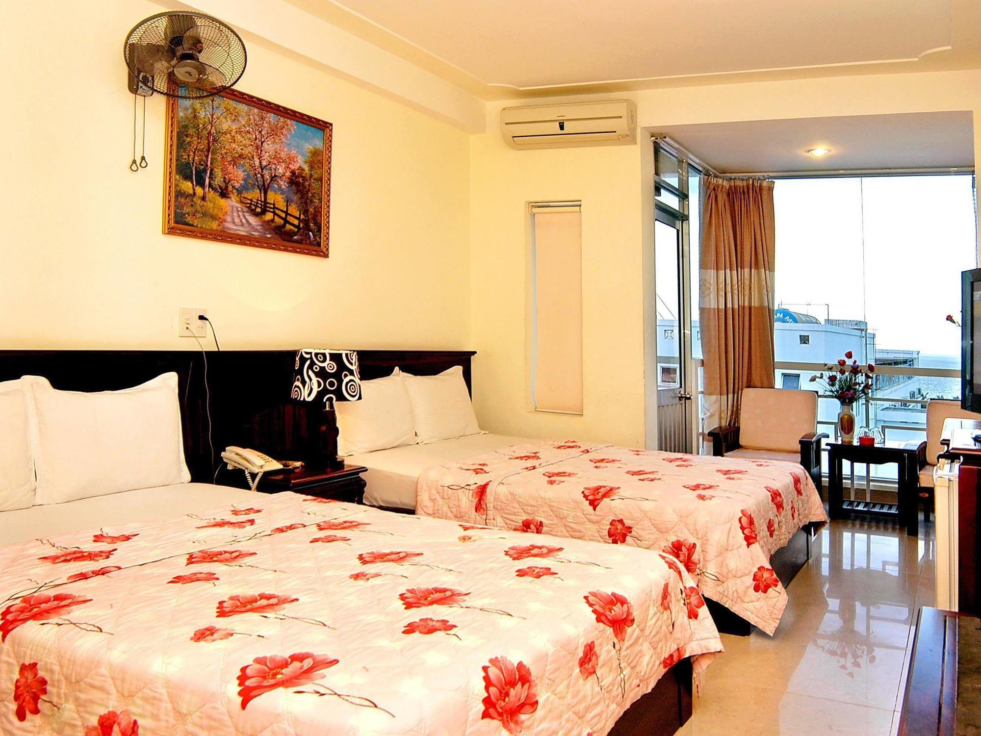 Khanh Duy Hotel На Транг Екстериор снимка