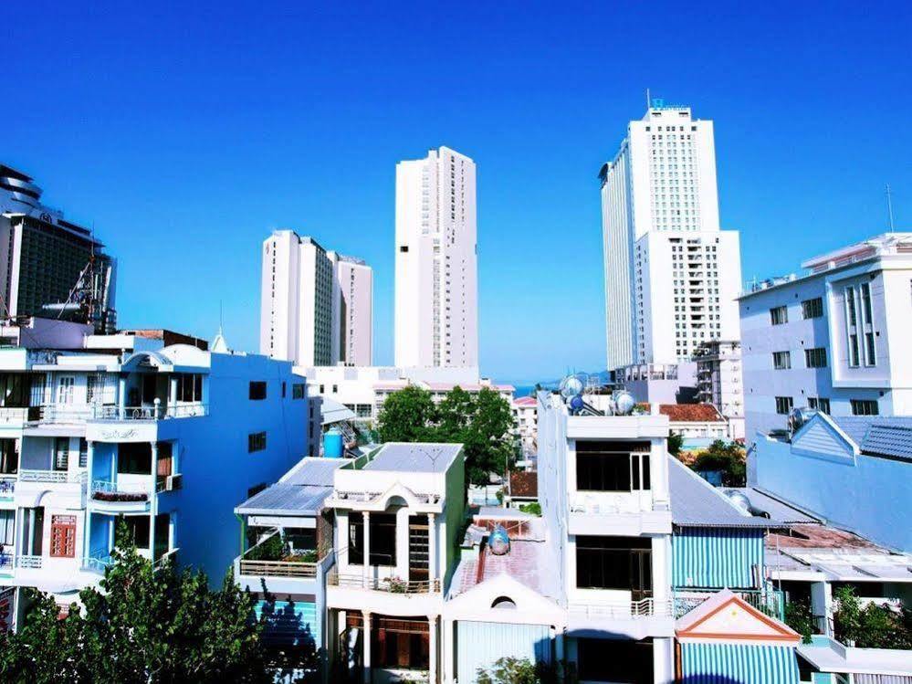 Khanh Duy Hotel На Транг Екстериор снимка