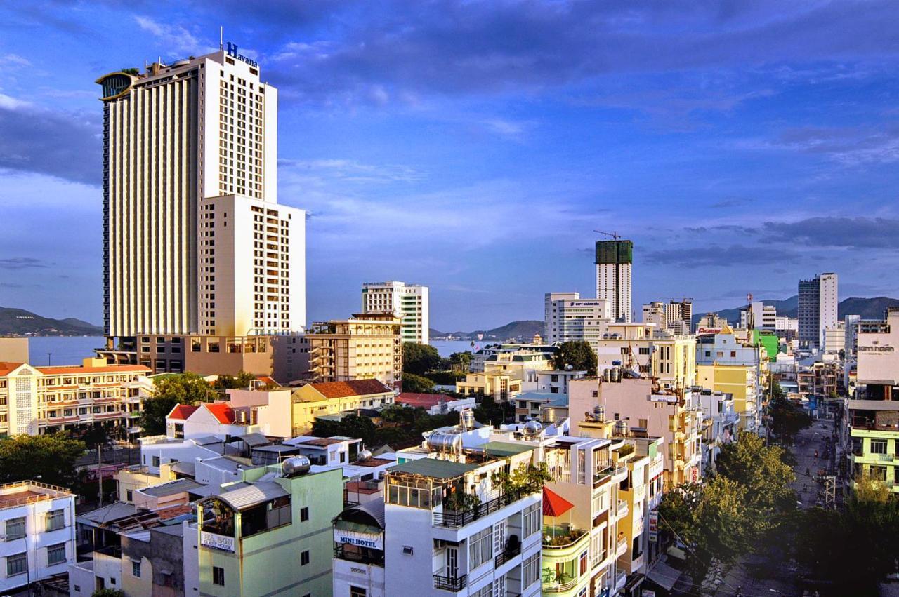 Khanh Duy Hotel На Транг Екстериор снимка